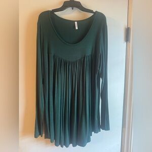 Green Long Sleeve Flowy Top